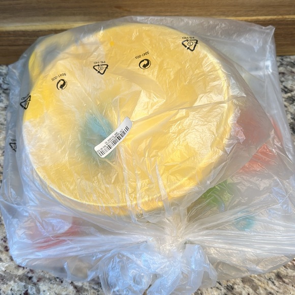 Tupperware Kids in the Kitchen Baking Set - Picture 2 of 3